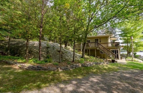 Windermere Cottage | Cozy Getaway on Three Mile Lake