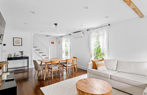 Greenport West House | Cozy Greenport Cottage