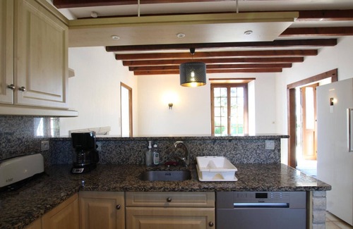 Saint-Brice-de-Landelles Cottage | Cozy house with garden and spa near Mont St-Michel