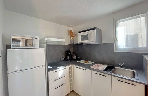 Saintes-Maries-de-la-Mer Apartment | Cozy house for 6 people with parking in Saintes-Maries-de-la-Mer