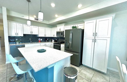 Kissimmee Apartment | Cozy Haven 2/BR 2/BA stylist Apartment close to Disney World