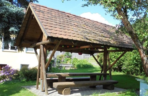Tannesberg Apartment | Cozy holiday home (90sqm) with panoramic views of a farm