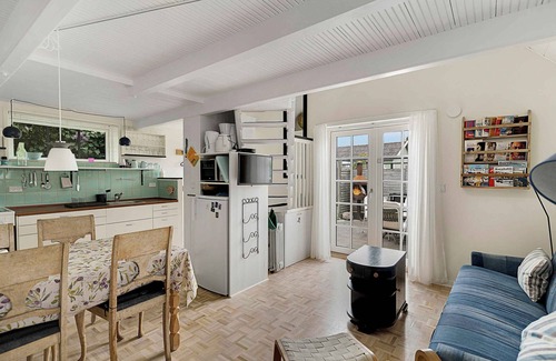 Snogebaek Apartment | Cozy holiday home on Sydbornholm