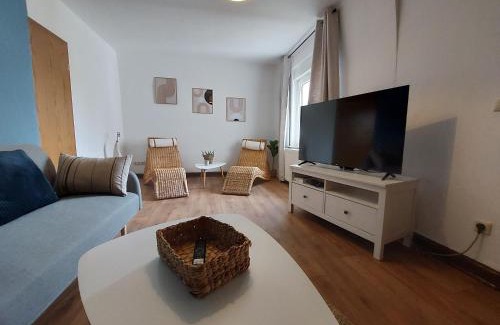 Bielefeld House | Cozy Home, 7 Beds, WiFi, Kitchen, Balcony, Bielefeld Center