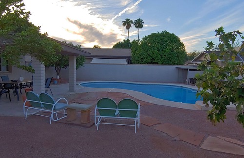 Kyrene-Superstition House | Cozy Home/Back Yard/In Striking Location/Tempe s Best