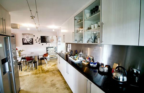 Colchester House | Cozy Home by Sundays River, Close to Addo Elephant Park