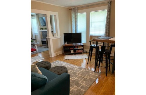 Crestline Heights House | Cozy home close to airport, parks, and downtown