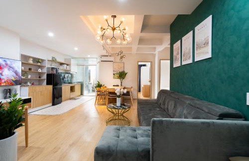 Downtown Ho Chi Minh City Apartment | Cozy Home D1 - Bui Vien street & Ben Thanh martket