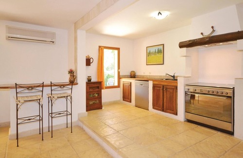 Apt House | Cozy home in Apt with WiFi