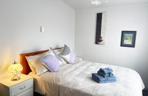 Bluff House | Cozy Home In Bluff