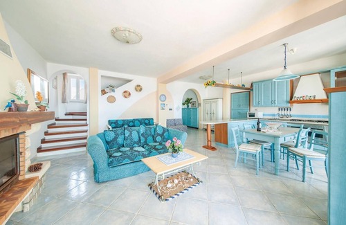 Lu Bagnu House | Cozy home in Castelsardo SS with WiFi