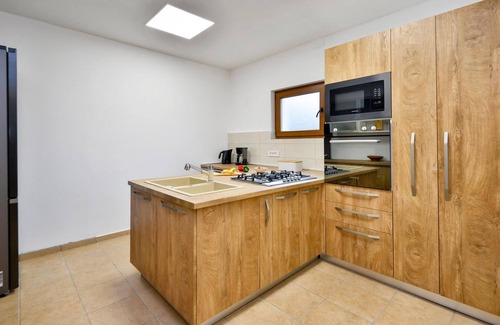 Zlatar House | Cozy home in Donja Batina with sauna