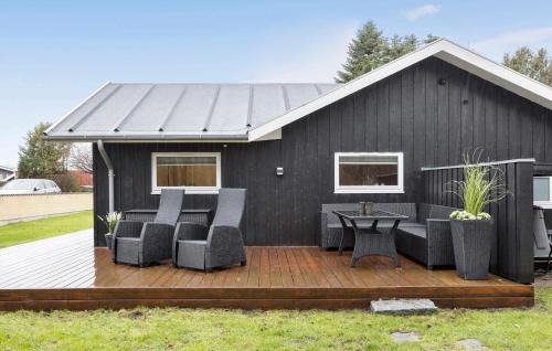 Frørup House | Cozy Home In Frørup With Kitchen