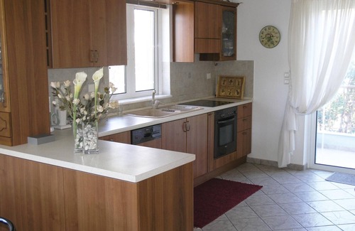 Aigialeia House | Cozy home in Kamares Aigio Pel.