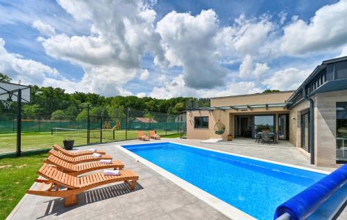 Koprivnica House | Cozy Home In Koprivnica With Wifi