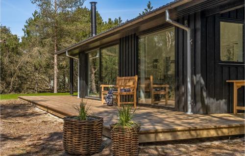 Læsø House | Cozy Home In Læsø With Kitchen