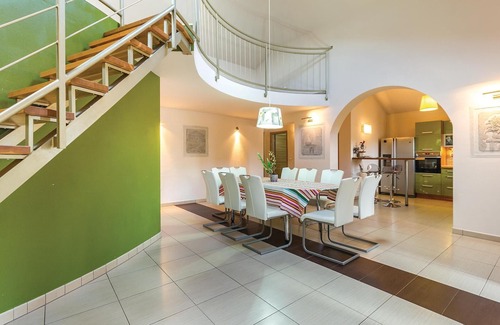 Medulin House | Cozy home in Medulin with kitchen