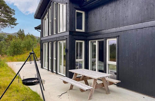 Hovden House | Cozy home in Hovden i Setesdal - with jacuzzi