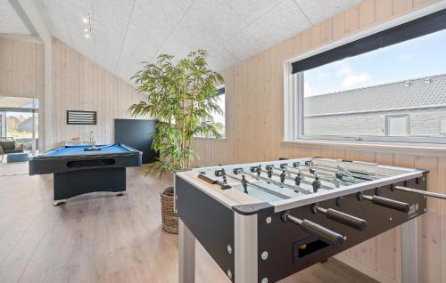 Hasmark Strand House | Cozy Home In Otterup With Sauna