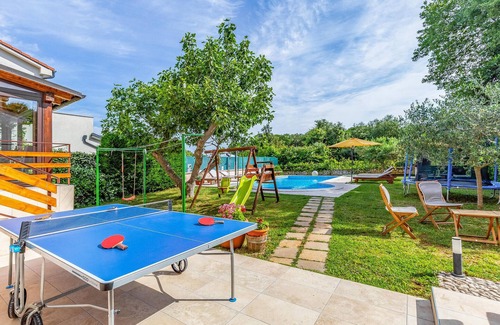 Vinkuran House | Cozy home in Pula with WiFi
