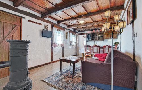 Sveti Ivan Zabno House | Cozy Home In Sveti Ivan Zabno With Wifi