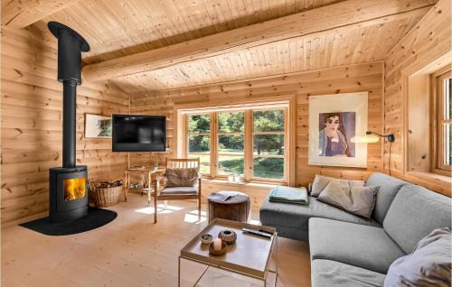 Fjand Badeby House | Cozy Home In Ulfborg With Kitchen