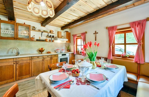 Gornji Kneginec House | Cozy home in Varazdin Breg with WiFi