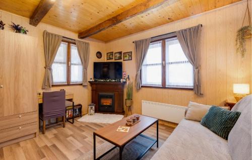 Pokupsko House | Cozy Home In Velika Gorica With Sauna