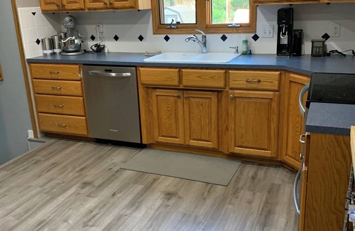 Elkhorn House | Cozy home in West Omaha with plenty of wildlife for a weekend or a month