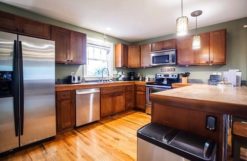 Skyland House | Cozy Home near AVL, Dog Friendly with fenced yard!