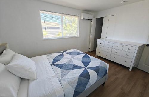 West Lake Stevens Apartment | Cozy home, Walk to Lake, Food & Shops, EV Charger