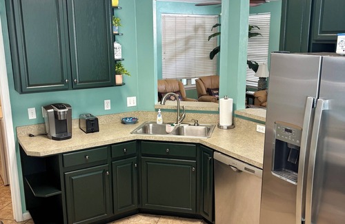 Tallahassee House | Cozy home with luxury touches!