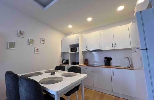 Esenyurt Apartment | Cozy Homes - 2 Rooms & 1 Living room Apartment