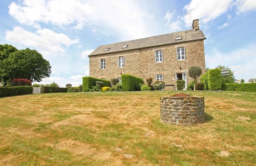 Brecey Cottage | Cozy house in Brécey with WiFi and terrace