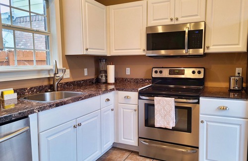 Oxford House | Cozy House near Ole Miss & M-Trade!