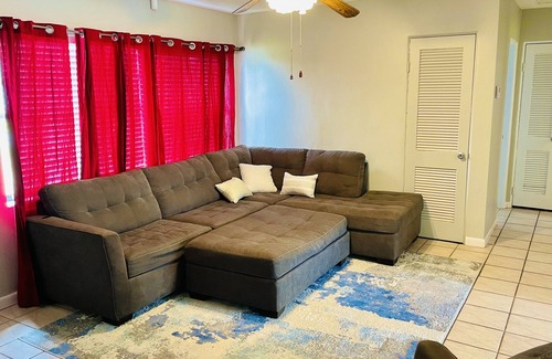 Sebring House | Cozy house