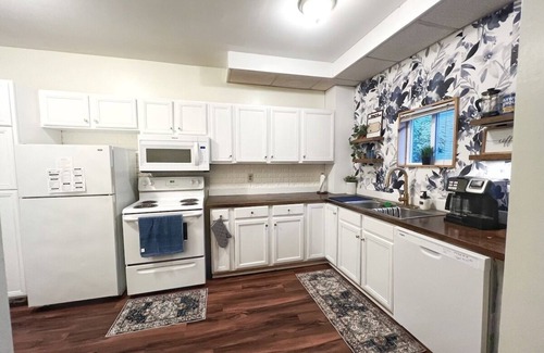 Tyrone House | Cozy house with backyard