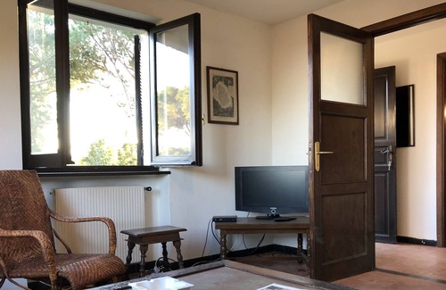 Santa Margherita di Pula Cottage | Cozy Cottage Is Morus