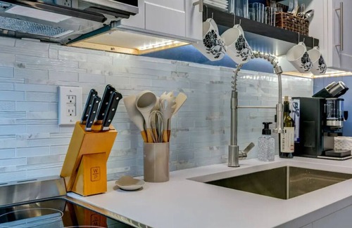 Winston - Salem House | Cozy King Blue H2O Staycation , Stock Tank Pool, Hot Tub, Fire Pit Pets OK!