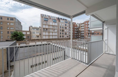 Albertstrand Apartment | Cozy Knokke Beach Escape