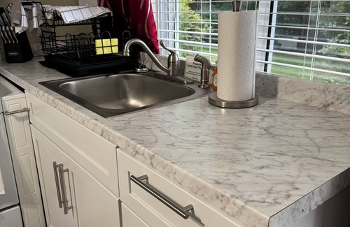 Beckley House | Cozy Lil’ Roost in Beckley