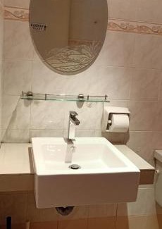 Kuala Lumpur House | Cozy Little Room at Suria Kipark Damansara Apartment with Single Bed and a Foldable Mattress