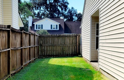 Savannah House | Cozy Living close to everything Savannah, Pooler