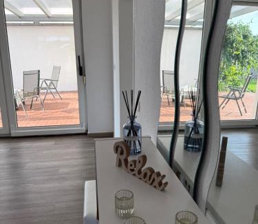 Lingen Apartment | Cozy living in Lingen with Chesterfield flair