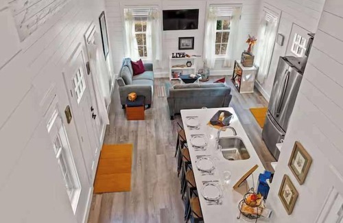 Luray Cabin | Cozy Luray Cabin w/Fire Pit, Grill, WiFi & More!