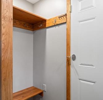 Como House | Cozy Maple House Family Lake Como Retreat