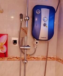 Kuala Lumpur House | Cozy Master Room at Suria Kipark Damansara Apartment Homestay Sleeps 3