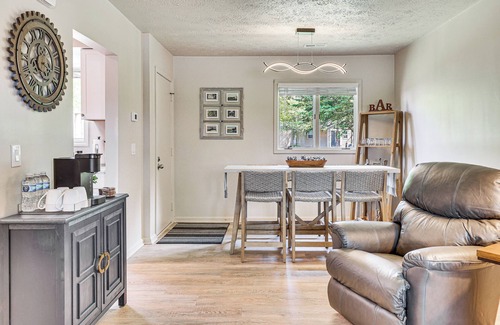 Canton House | Cozy Meyers Lake Townhome: Near Hall of Fame!