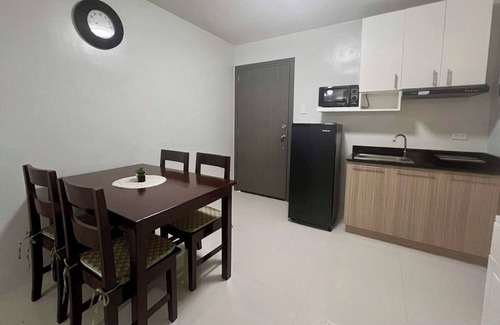 Puerto Princesa City Centre Condo | Cozy Minimalist Condo w/Netflix
