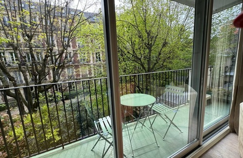 Val-de-Grace Apartment | Cozy, modern, balcony and calm - Left bank comfort, close to Luxembourg gardens